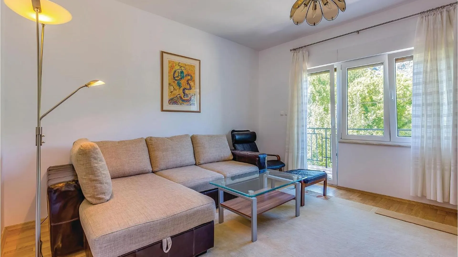 Stunning Apartment In Tribalj With Kitchen 0*,
